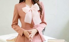 老中医把小雨的奶头吸得着怎么办